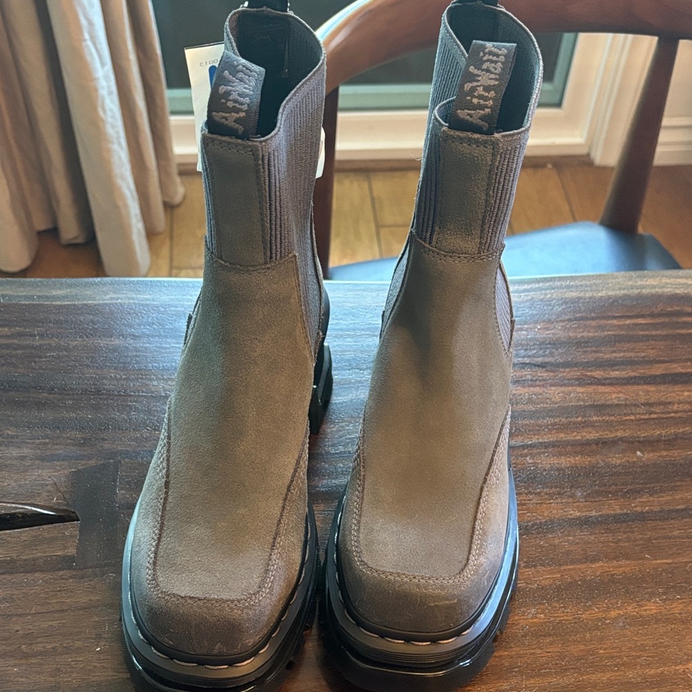 Gray Women's Boots - Picture 5 of 5